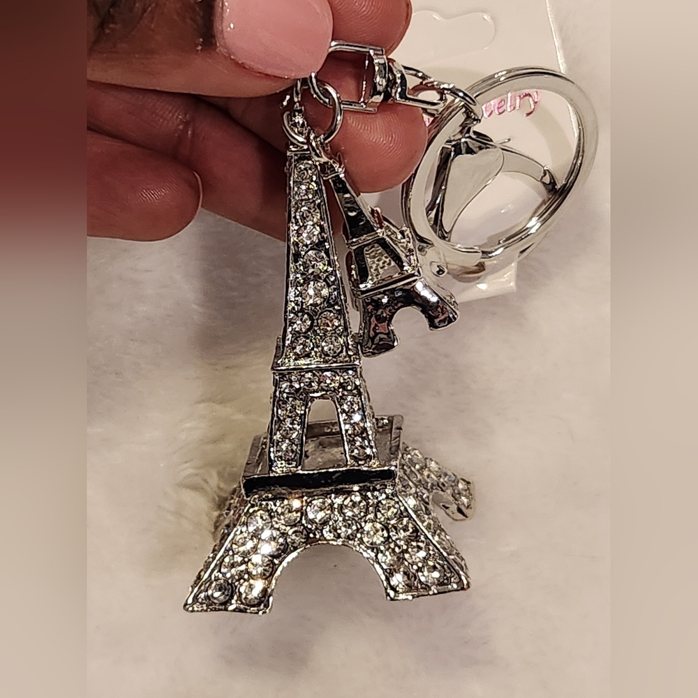 Eiffel Tower Rhinestone Keychain Bag Charm - Picture 4 of 4